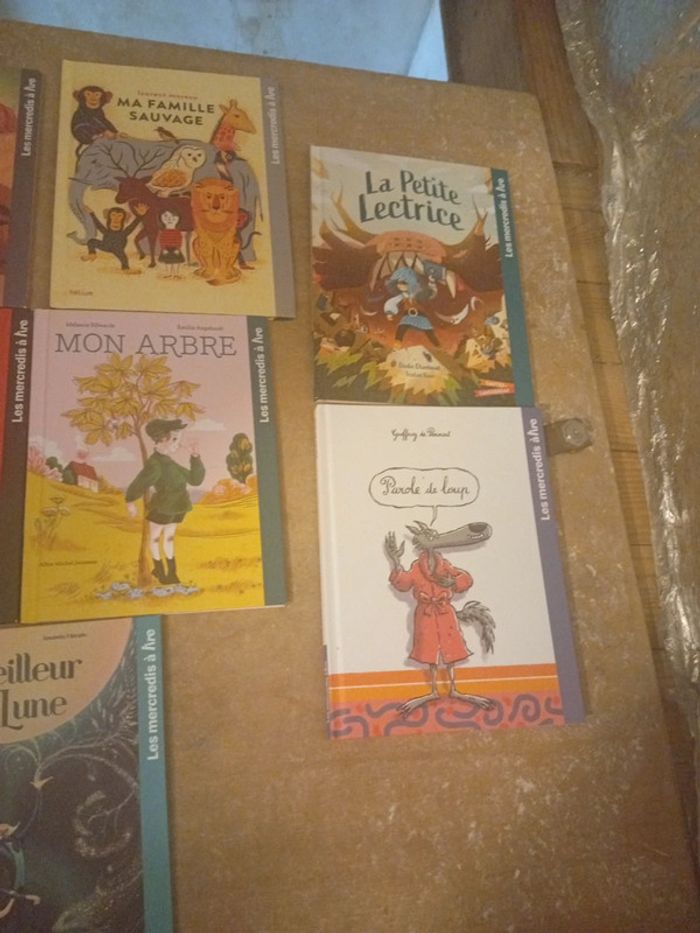 Lot de 7 livres les mercredis à lire happy meal Macdonald's - photo numéro 3