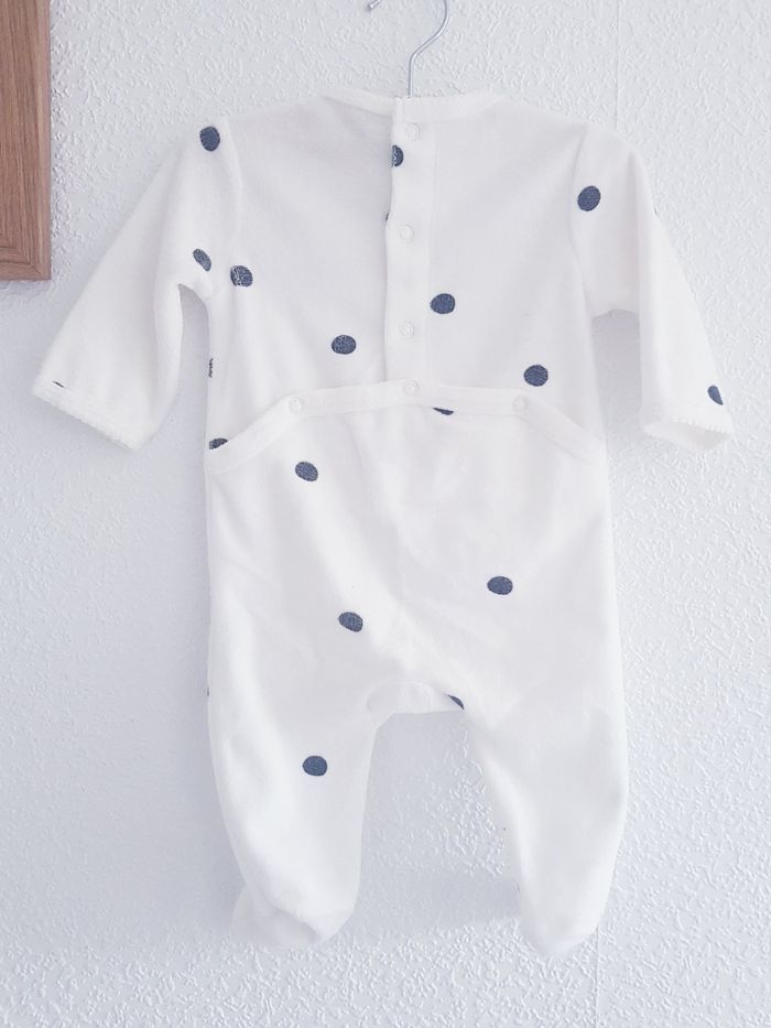 Kiabi - Grenouillère / pyjama une pièce / dors bien en velours - photo numéro 3