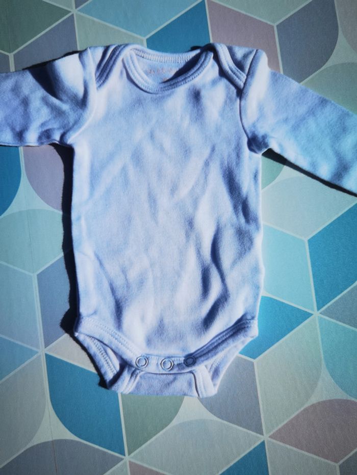 D1087 - body garçon naissance - photo numéro 2