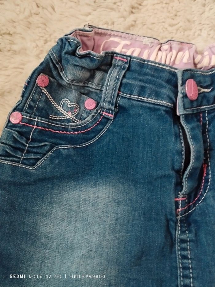 Magnifique jupe en jean taille 4 ans - photo numéro 3