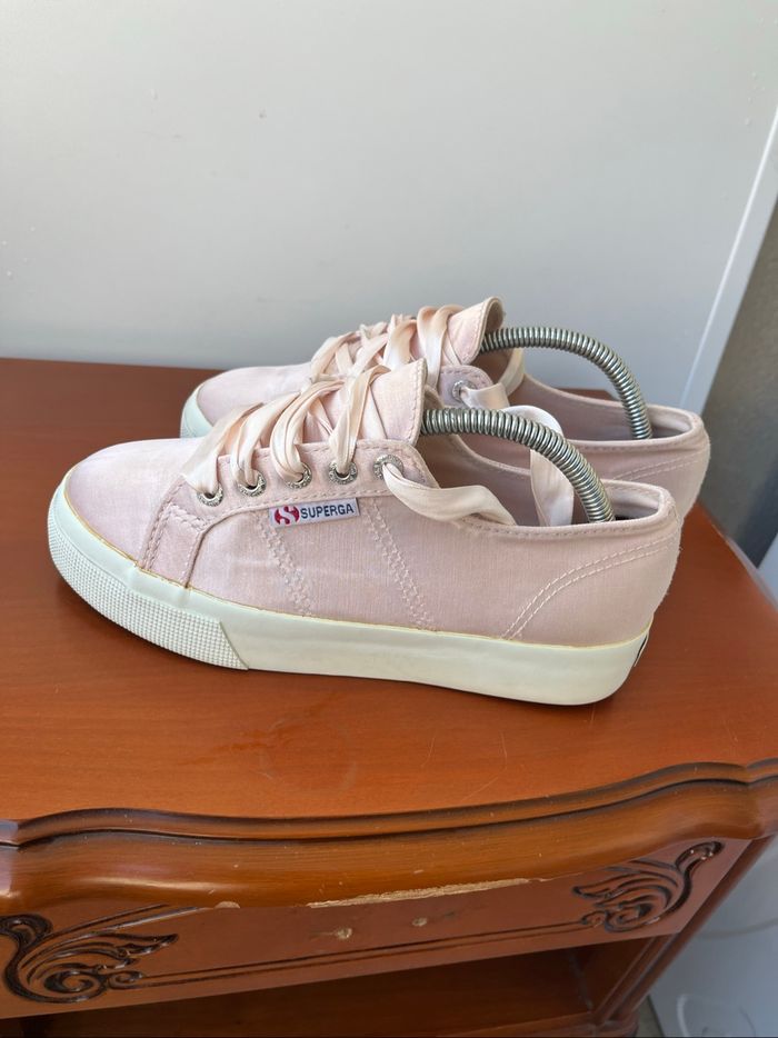 Baskets Rose Satinée Superga Taille 36
