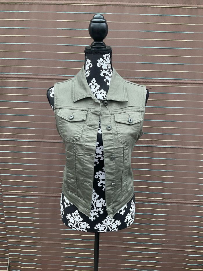 Veste courte kaki neuve taille L