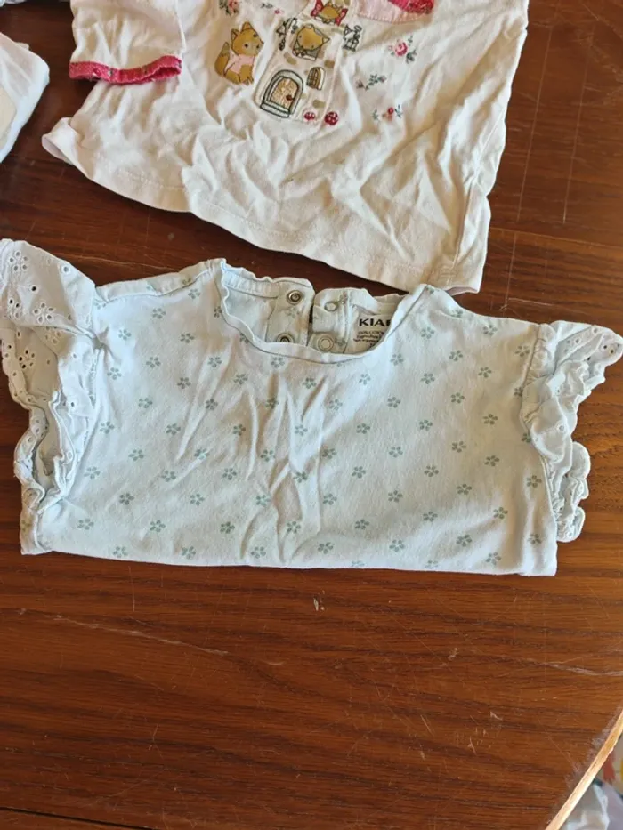 Lot n°14: lot vêtement bébé 18mois - photo numéro 4