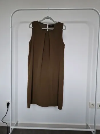 Robe kaki