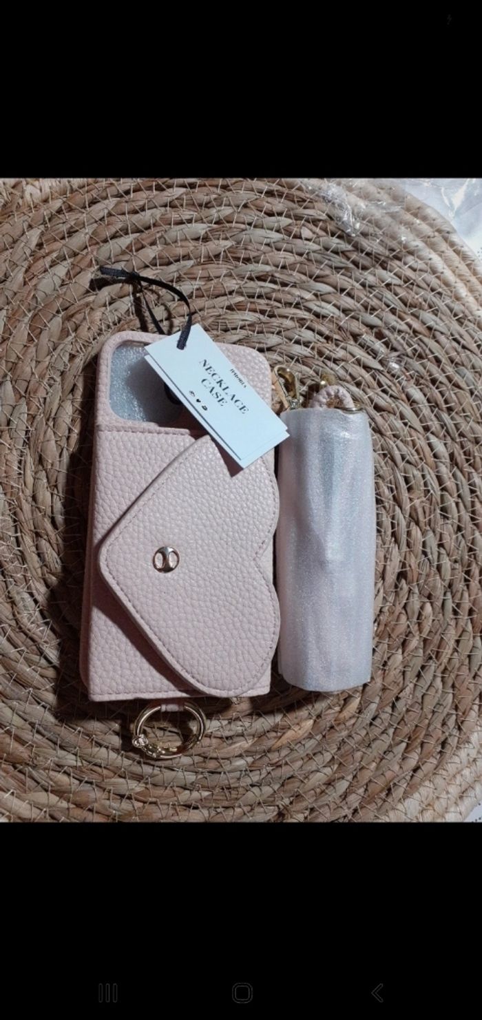 Coque tel iPhone pro 12/12 simili avec petit porte monnaie