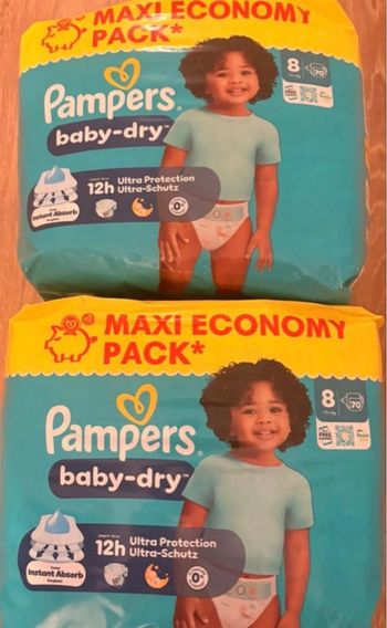 Pampers  baby dry taille 8 
