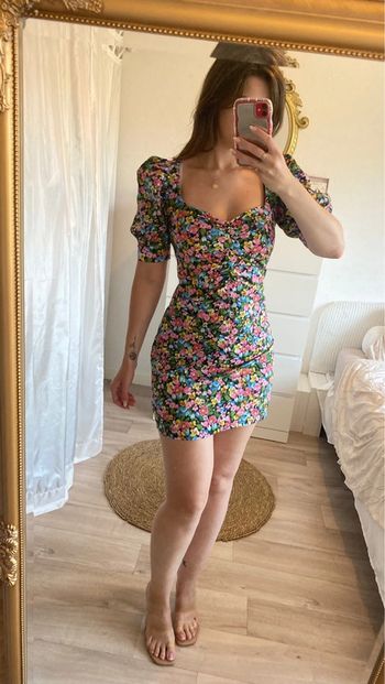 Robe fleurie chic manches bouffantes