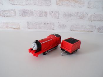 Train Thomas et ses amis - James (J23)