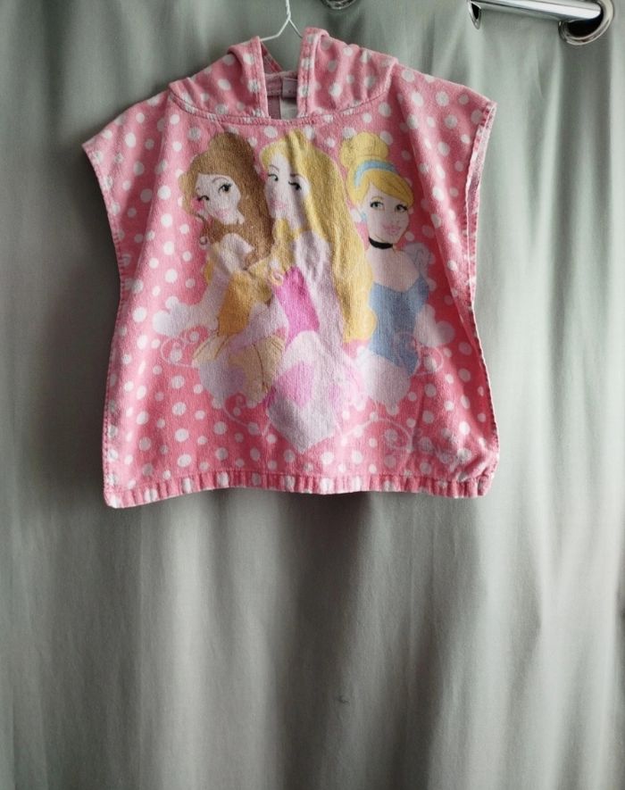 Poncho bain fille princesse belle aurore cendrillon - photo numéro 2