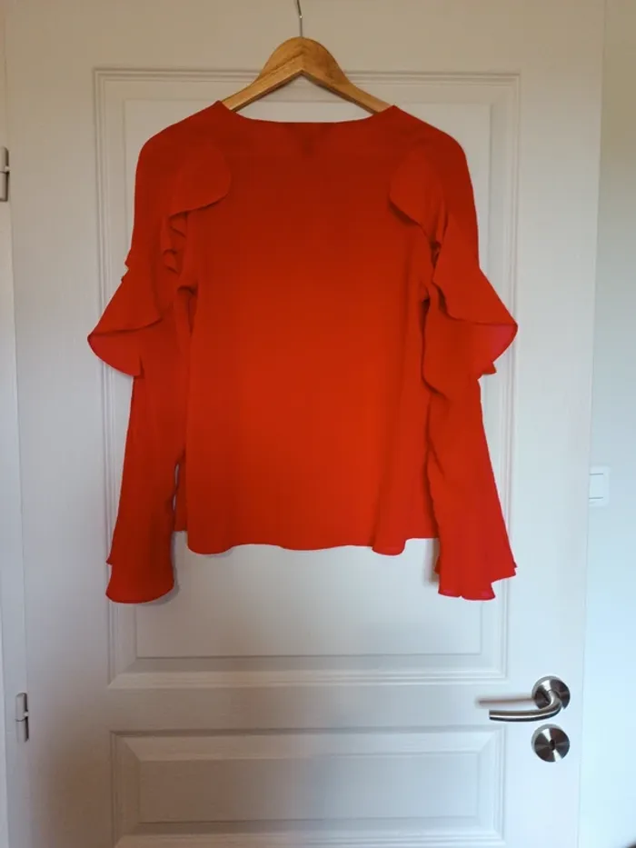 Blouse rouge - photo numéro 3