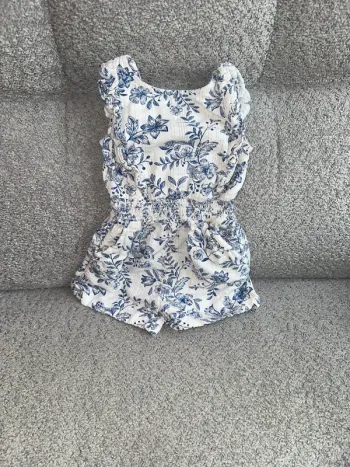 Combi short fluide détails volanté motifs fleuri bleu et blanc Tape à l’œil