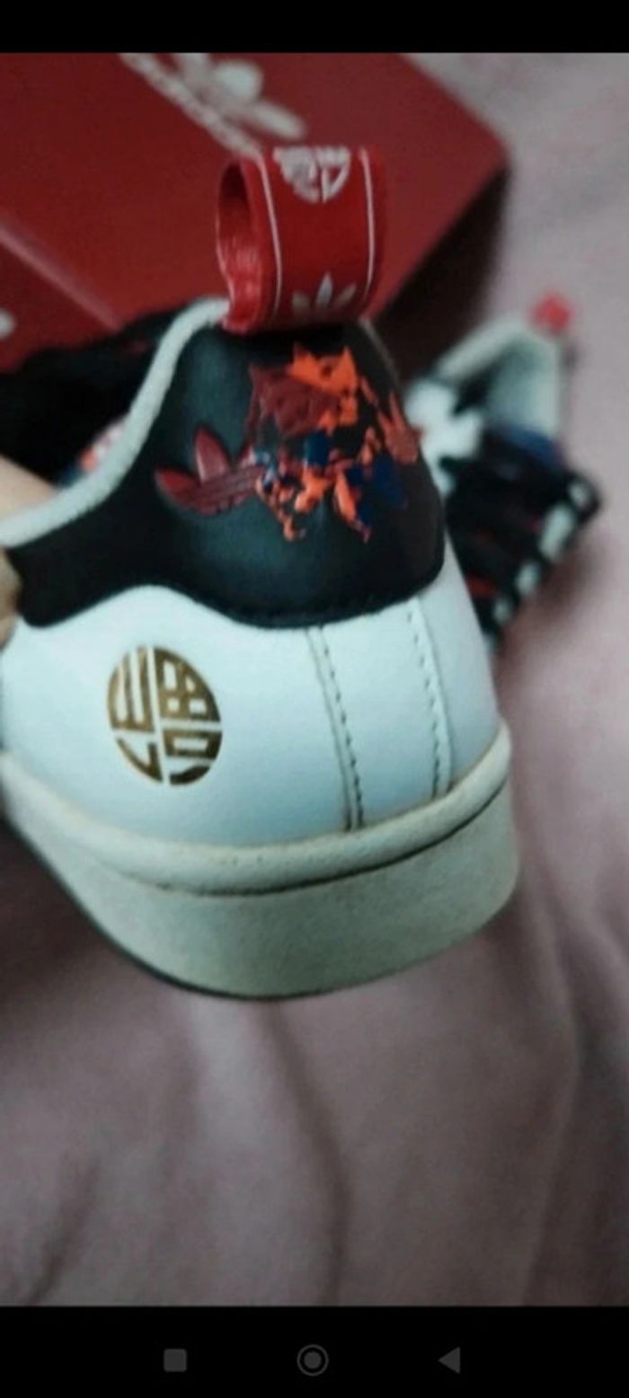 Adidas Superstar édition limitée - photo numéro 3