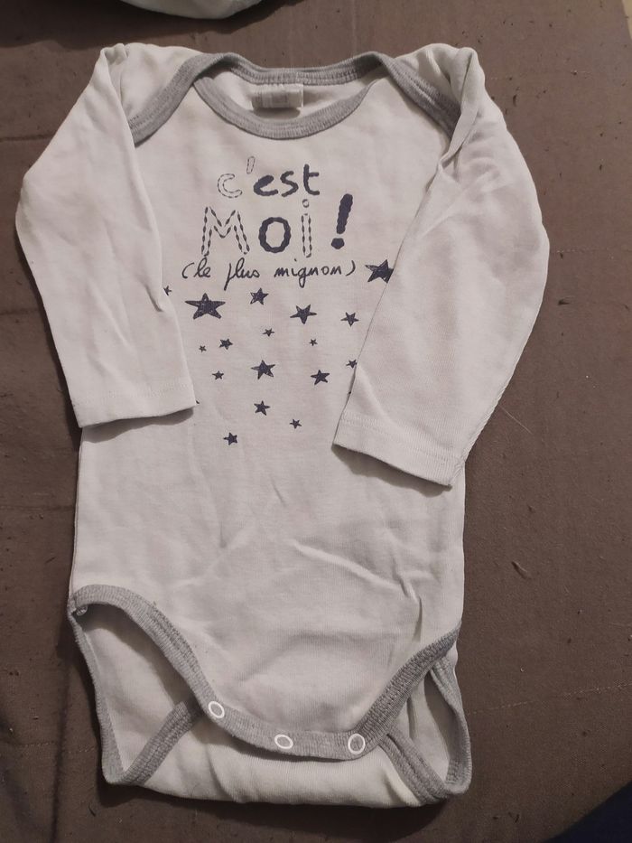 Lot 3 bodies 6 mois - photo numéro 2