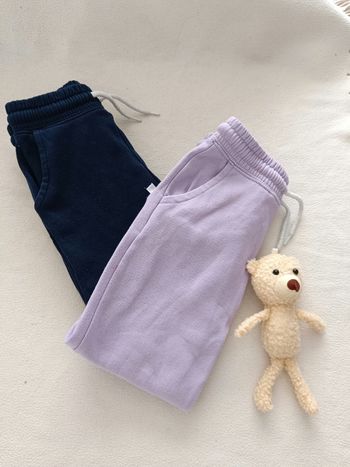 🌸 Deux pantalons - Taille 5-6 ans 🌸