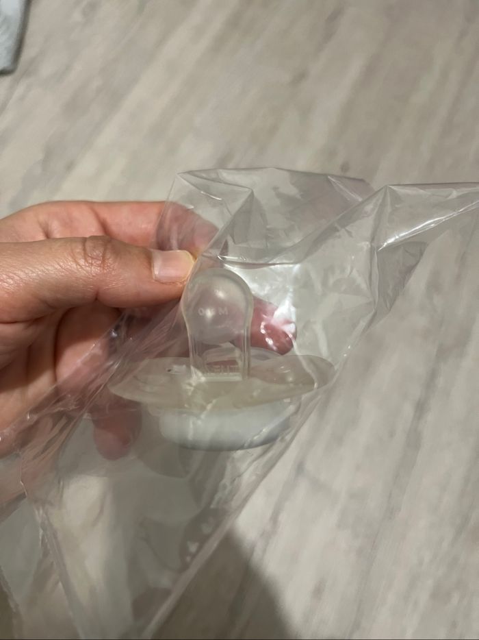 Tétines 0-6 mois Bibs, avent & biolane - photo numéro 8