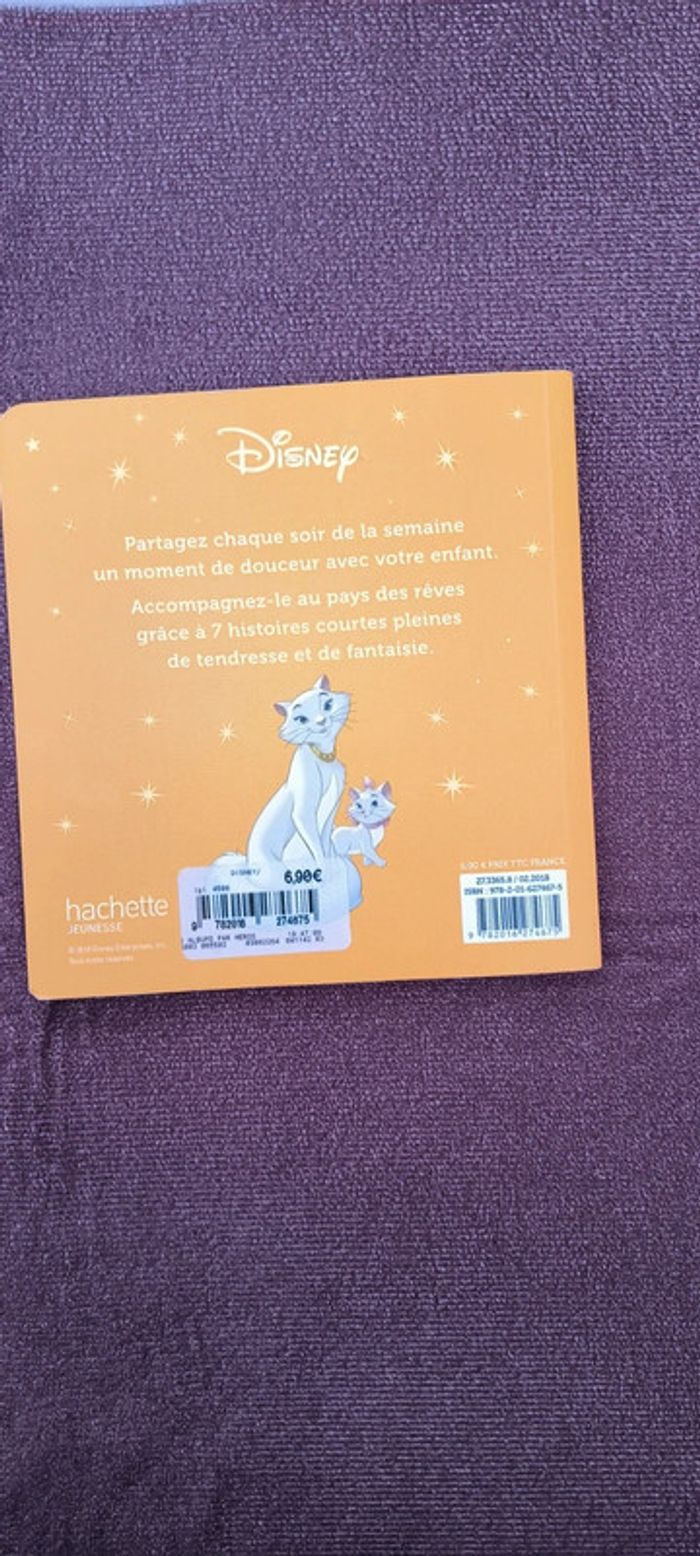 Livre Disney 7 histoire pour la semaine - photo numéro 2