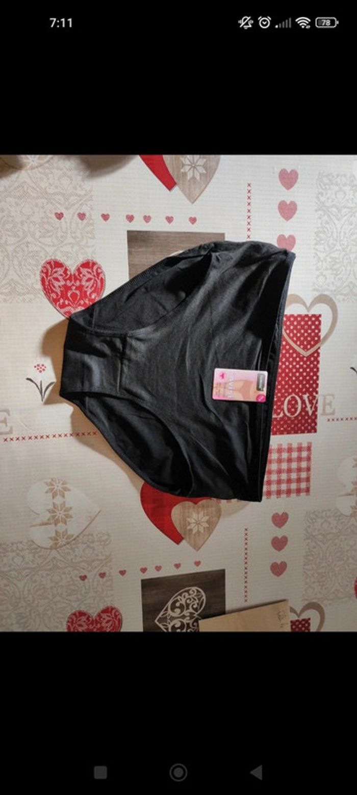 Lot de deux culottes invisible 9€ au lieu de 12€