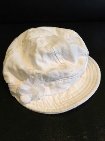 Chapeau blanc neuf été