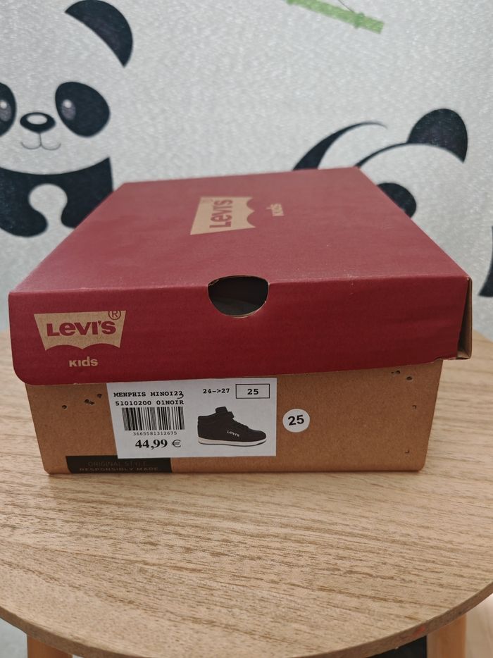 Chaussures garçon Levi's pointure 25 - photo numéro 2