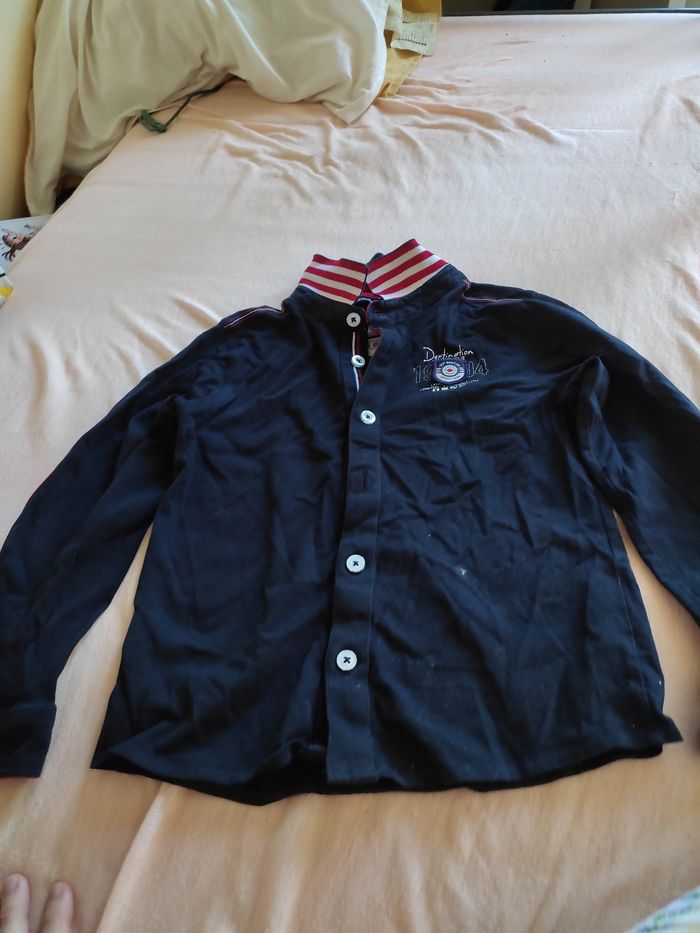 Haut garçon 8 ans - photo numéro 2