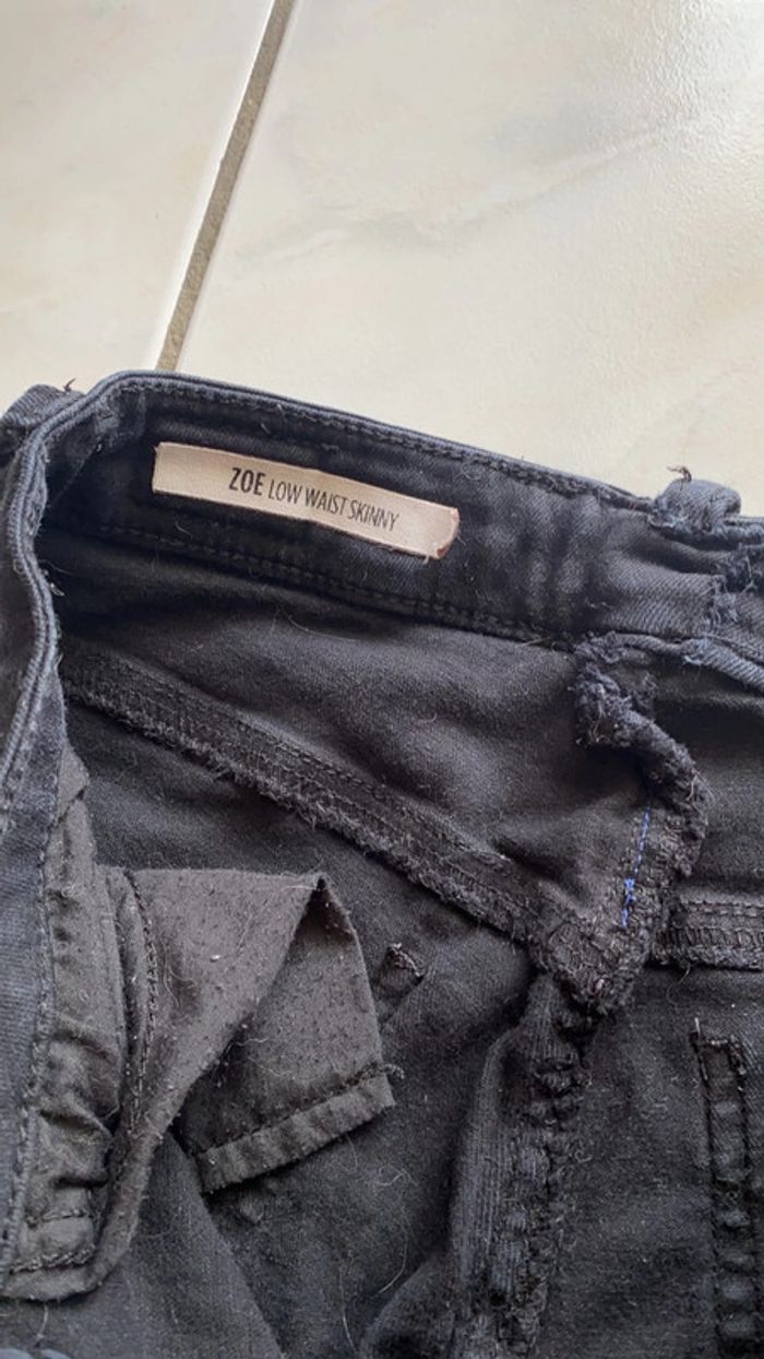 Jeans noir déchire taille xs - photo numéro 2