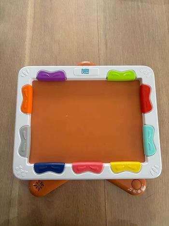 Xyopad- chevalet premiers dessins