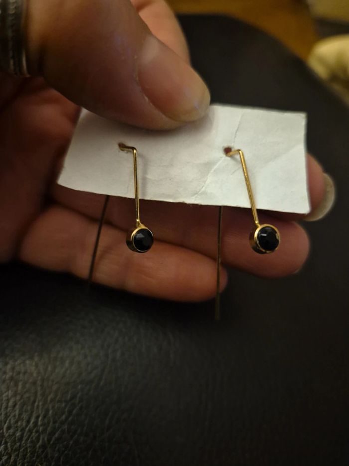 boucle d'oreilles moderne - photo numéro 7