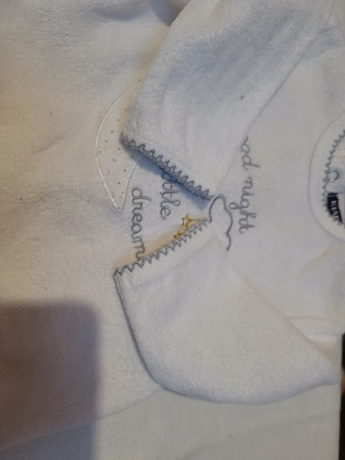 Pyjama 3 mois - photo numéro 3