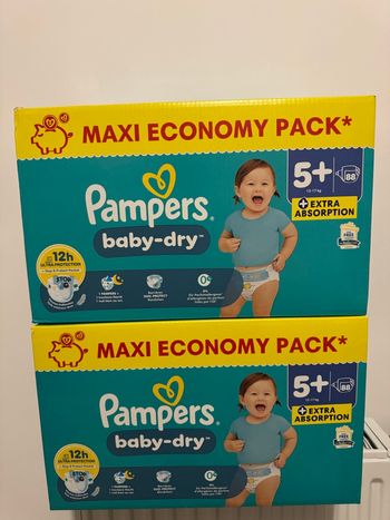 Les couches Pampers taille 5+ en baby dry