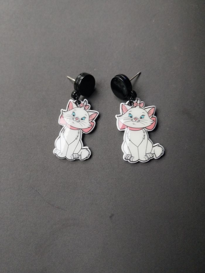 Boucles d'oreilles disney marie