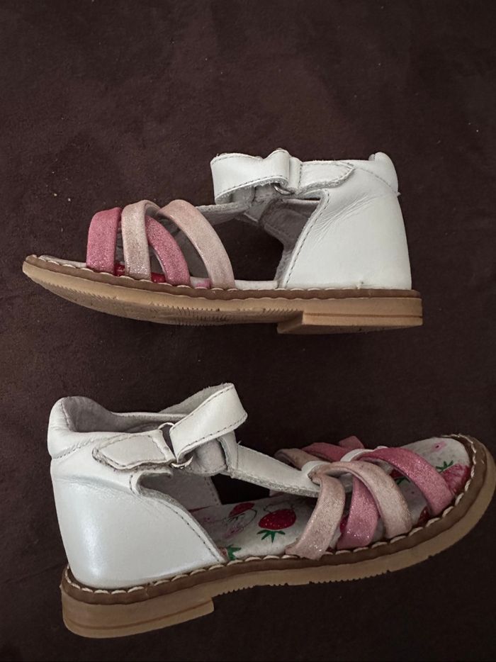 Sandalettes 22 - photo numéro 2
