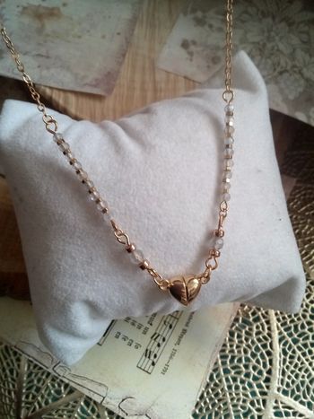 collier en pierres de labradorite naturelle