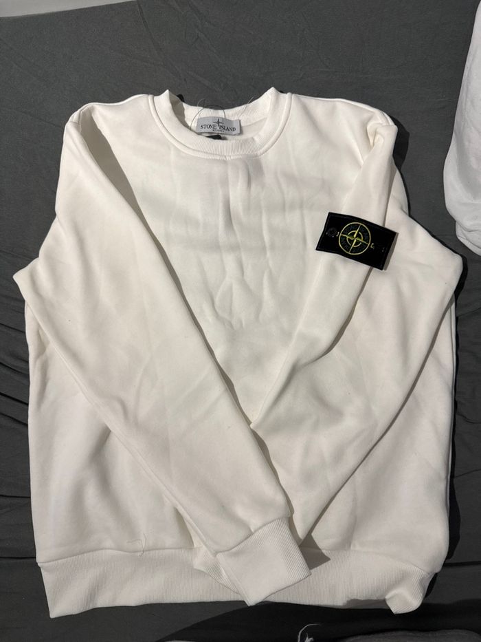 Pull stone Islande - photo numéro 2