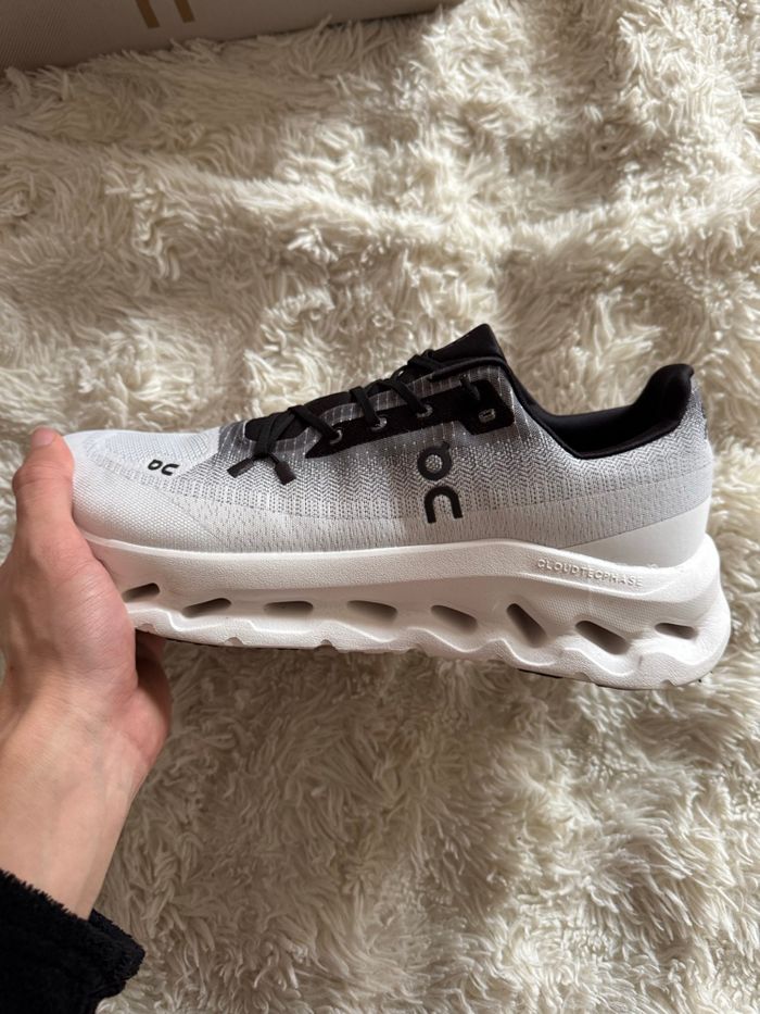 Chaussures On - photo numéro 4