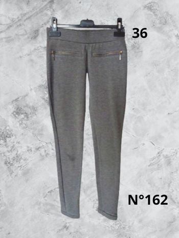 N°162 Leggings gris T36. J&F.