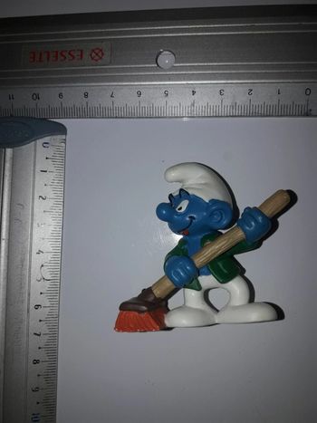 Schtroumpf figurine