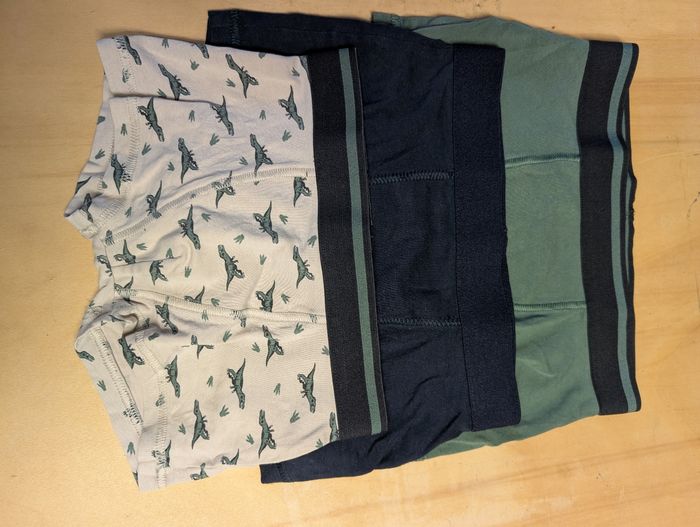 Lot 8 ans garçon - photo numéro 4