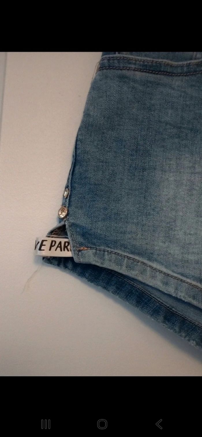 Short en jean bleu petites decos sur les côtés taille L monday - photo numéro 5