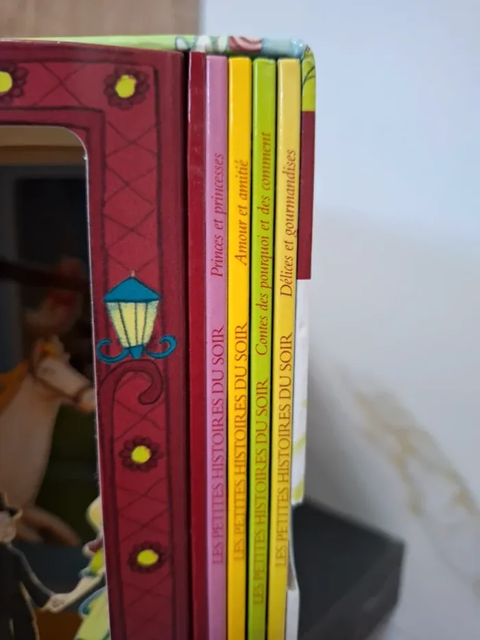 Ma petite bibliothèque à histoire - photo numéro 5