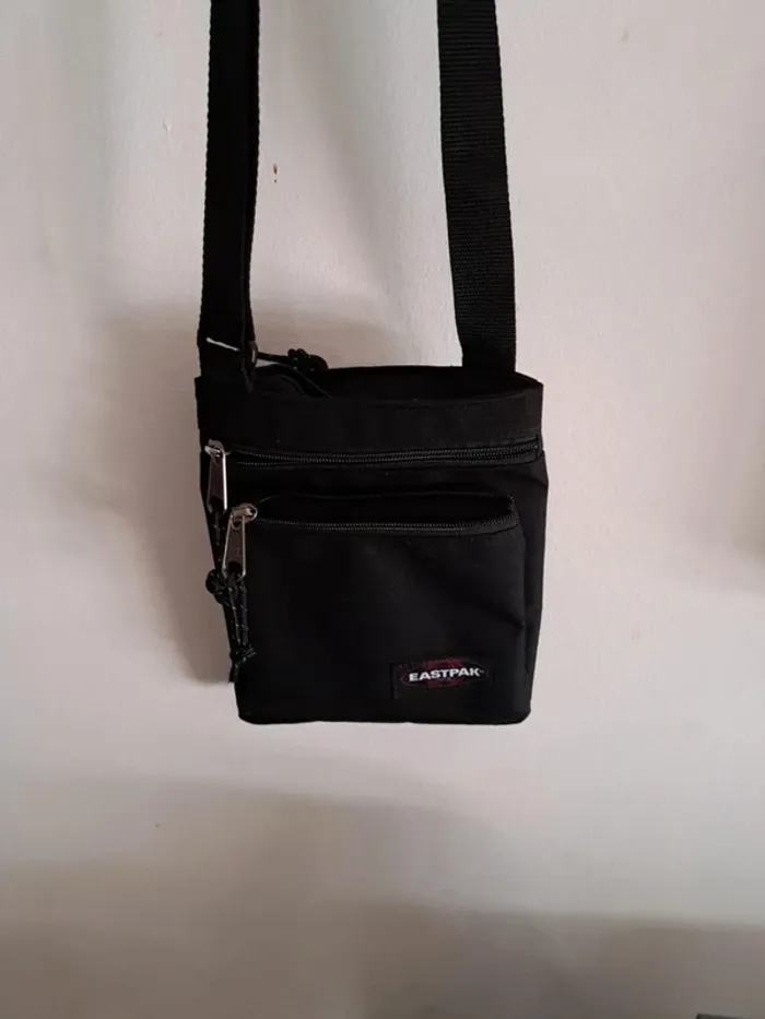 Sac à bandoulière Eastpak noir mixte