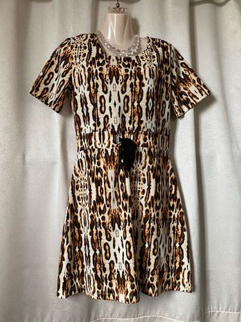 Très jolie robe panthère 38 Urban by Venco