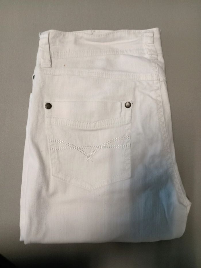 Jean blanc taille FR 38 - photo numéro 3