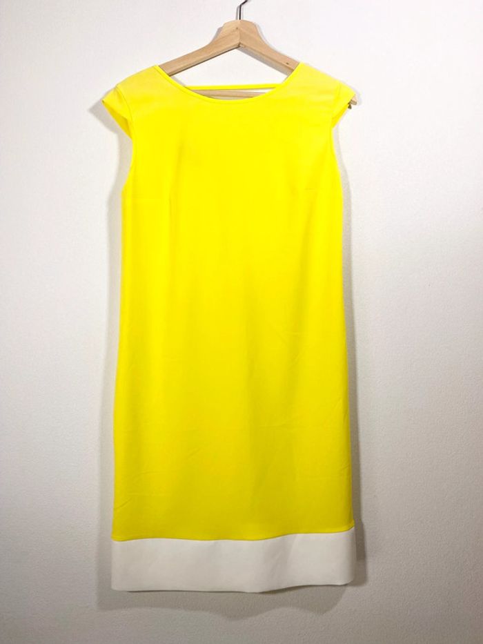 Ter de caractère robe jaune taille 38