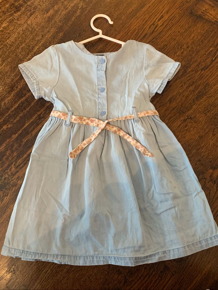 Robe en jeans 2ans