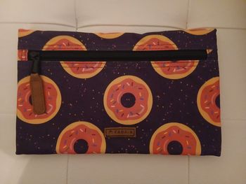 Pochette frontale cabaïa neuve sans étiquette 