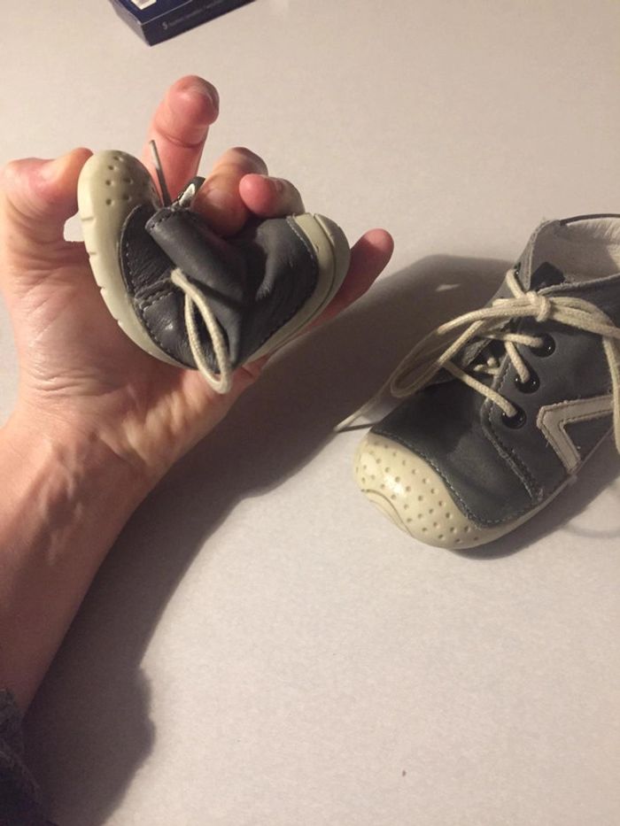 Chaussures Babybotte pointure 20 - photo numéro 6