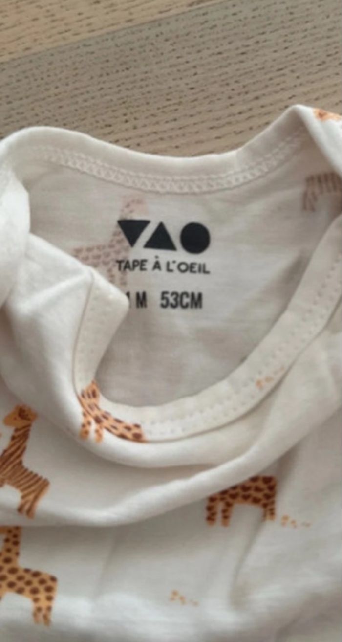 Lot 3 Bodies blanc tape à l'œil 1 mois 53 cm girafe mixte