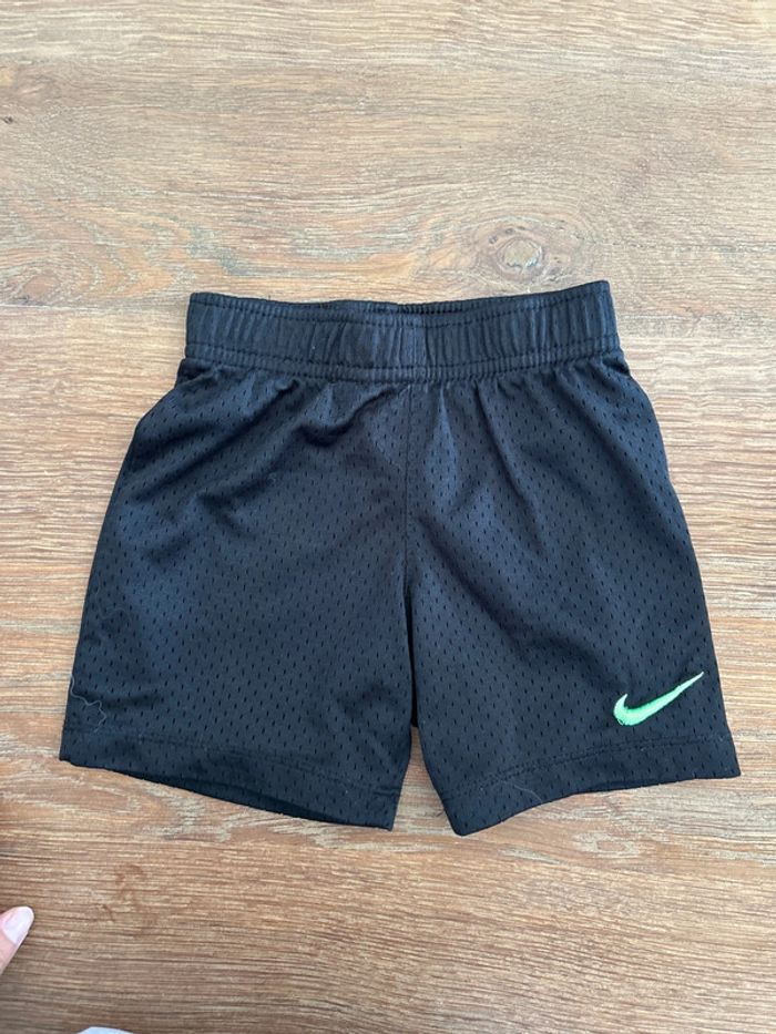 Ensemble Nike - photo numéro 3