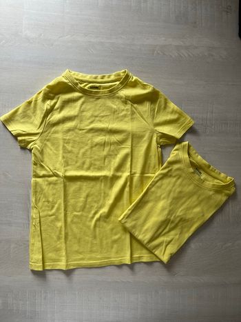 Lots 2 tee-shirts manche courte fille 8 ans kiabi 