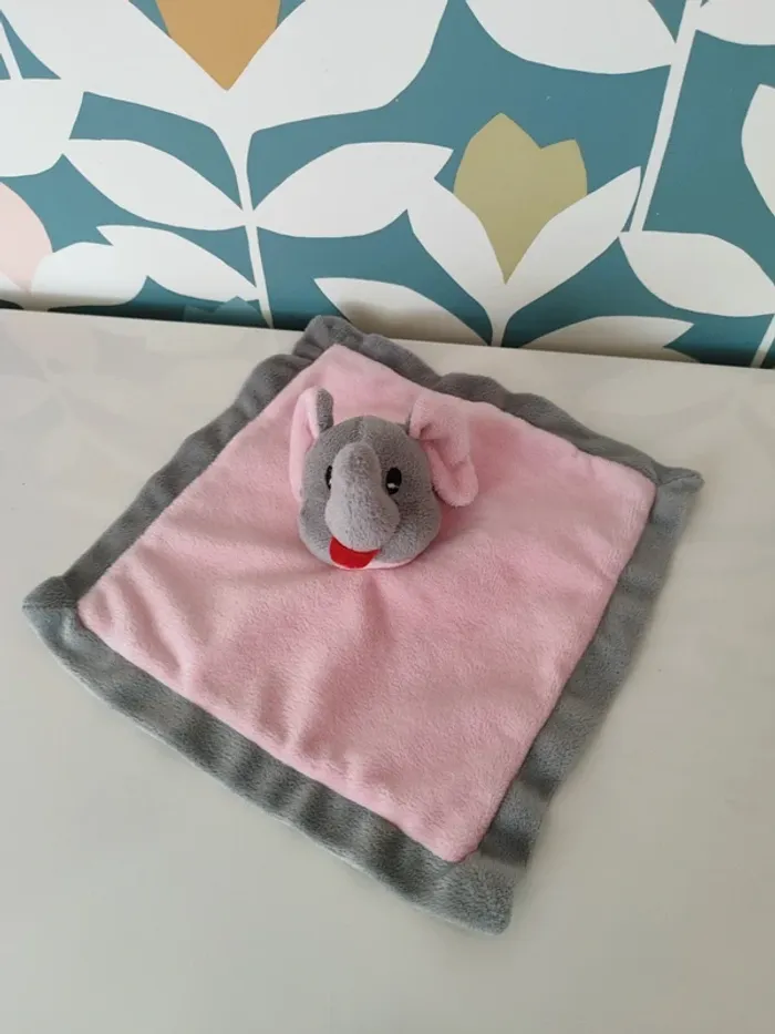 Doudou plat elephant sandy